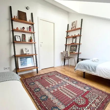Daire Downtown Boutique Duplex *